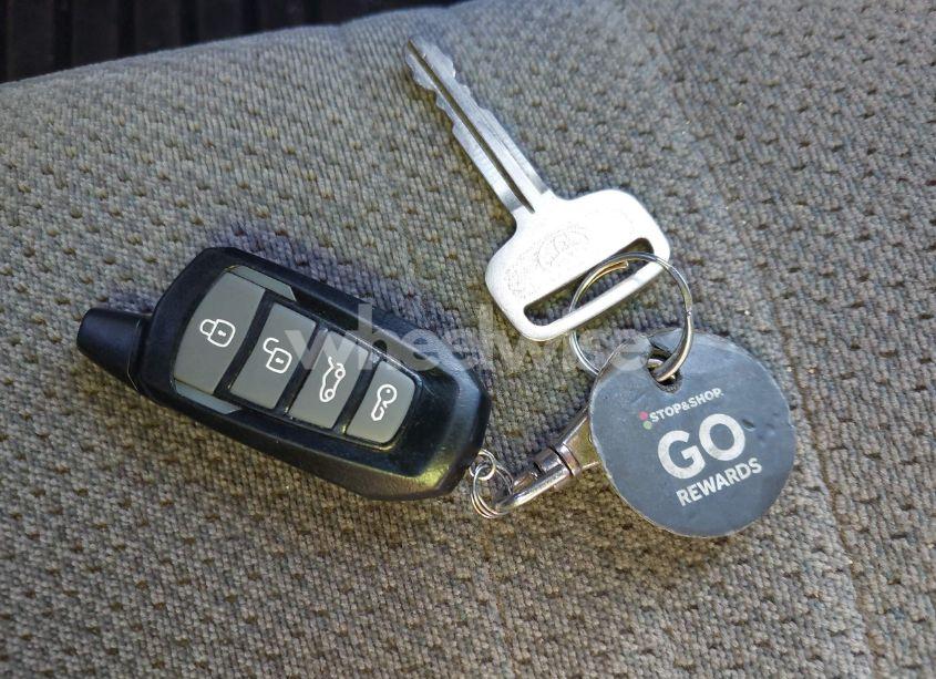 Photo 11 of 2000 Toyota Tundra SR5 V8 (VIN 5TBBT4411YS065998)