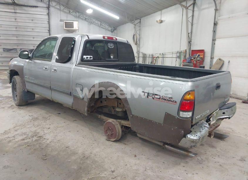 Photo 3 of 2001 Toyota Tundra SR5 V8 (VIN 5TBBT441215169714)