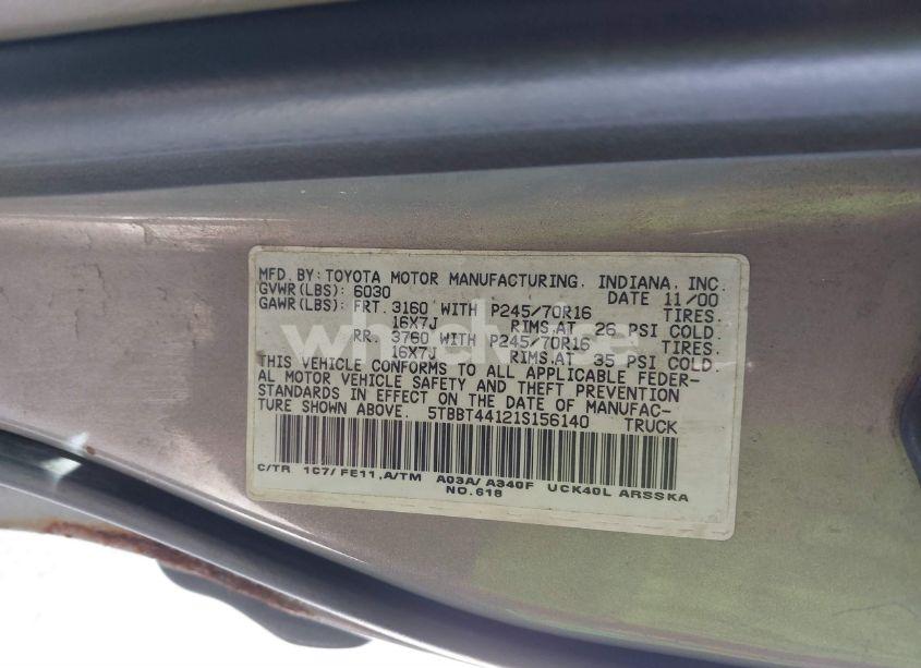 Photo 9 of 2001 Toyota Tundra SR5 V8 (VIN 5TBBT44121S156140)