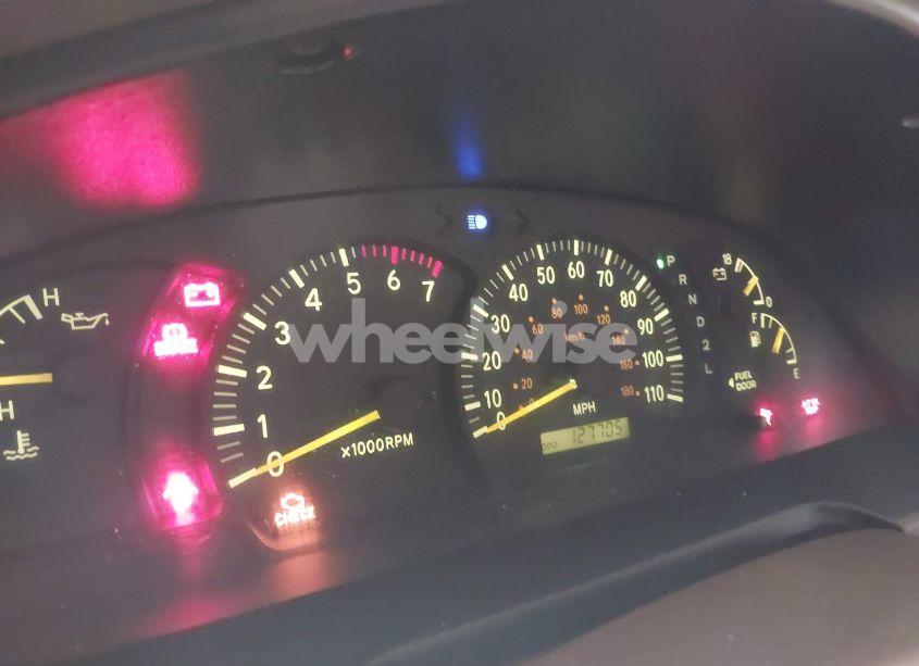 Photo 7 of 2003 Toyota Tundra SR5 V8 (VIN 5TBBT44123S349309)