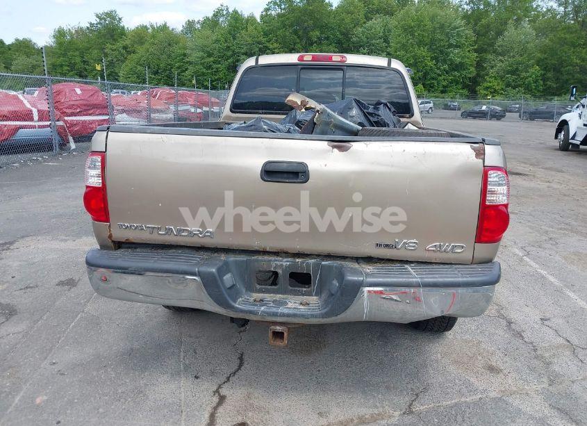 Photo 17 of 2005 Toyota Tundra SR5 V8 (VIN 5TBBT44125S459330)