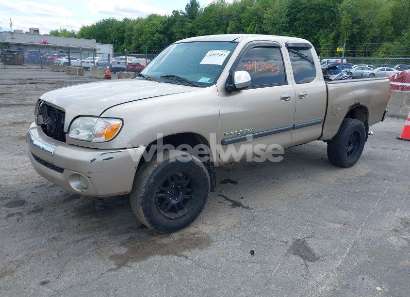 Photo 2 of 2005 Toyota Tundra SR5 V8 (VIN 5TBBT44125S459330)