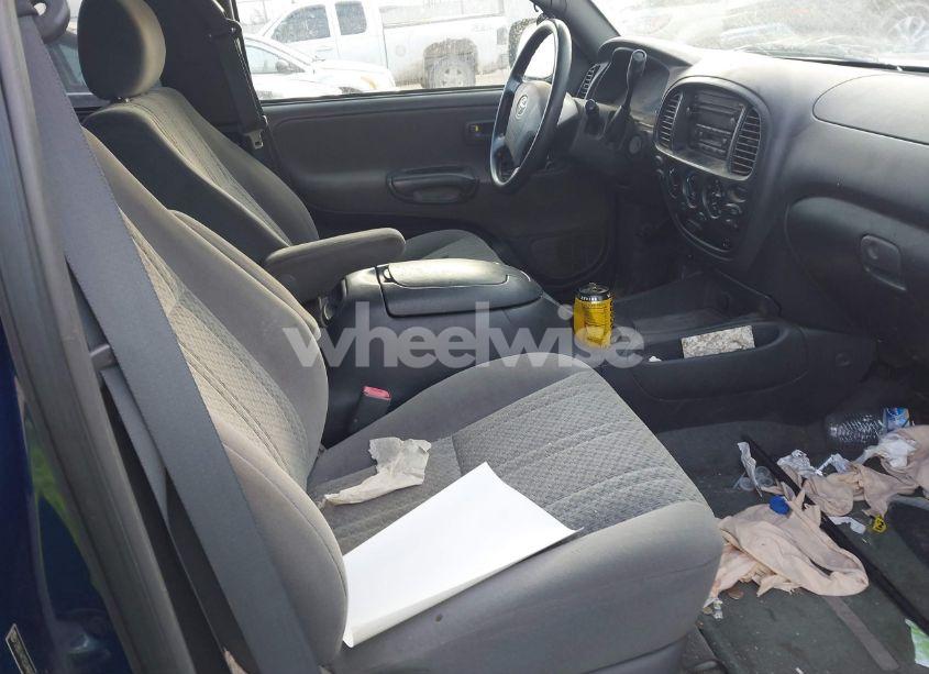 Photo 5 of 2005 Toyota Tundra SR5 V8 (VIN 5TBBT44125S466245)