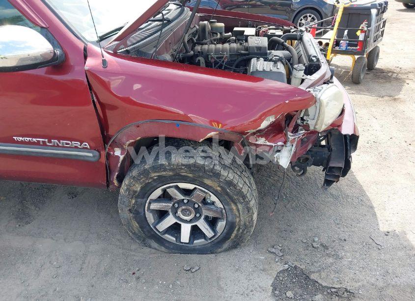 Photo 6 of 2005 Toyota Tundra SR5 V8 (VIN 5TBBT44125S471798)