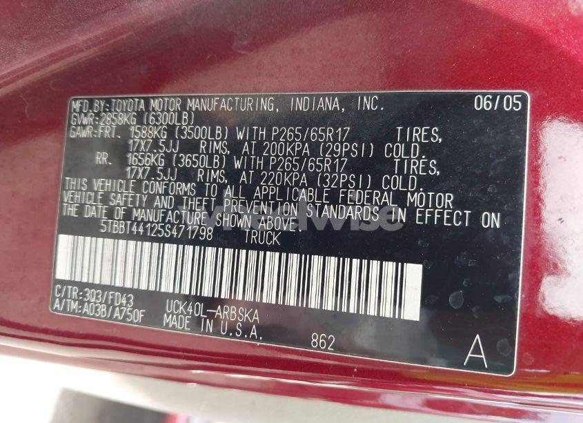 Photo 9 of 2005 Toyota Tundra SR5 V8 (VIN 5TBBT44125S471798)