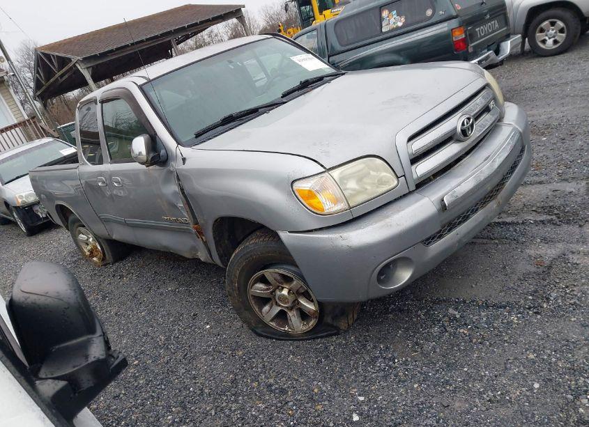 2006 Toyota Tundra SR5 V8 (VIN 5TBBT44126S485119) main photo