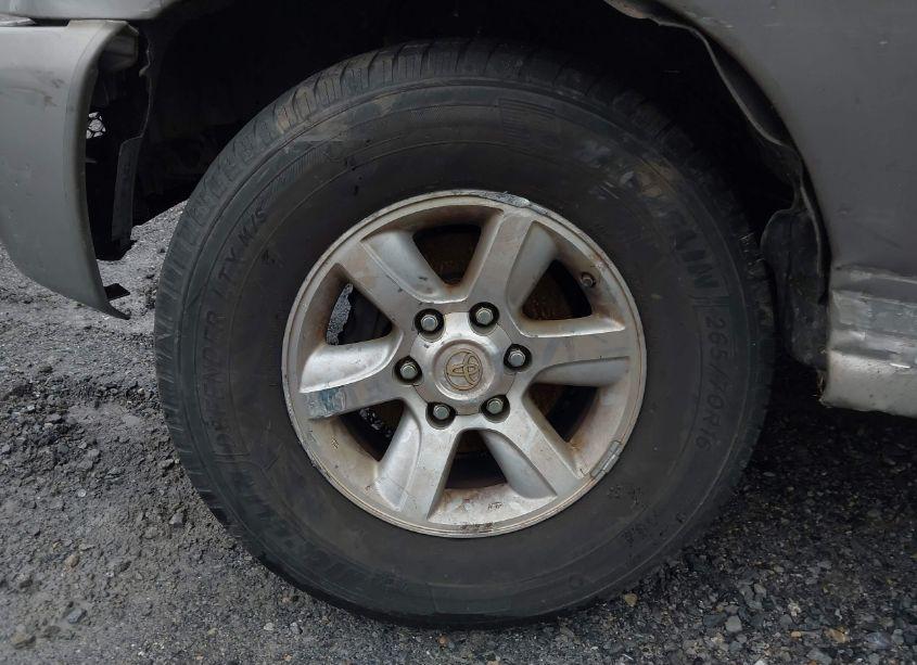 Photo 12 of 2006 Toyota Tundra SR5 V8 (VIN 5TBBT44126S485119)