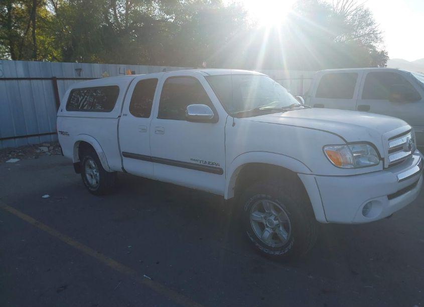 2006 Toyota Tundra SR5 V8 (VIN 5TBBT44126S487761) main photo