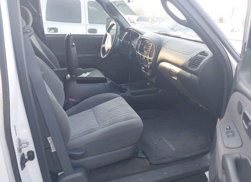 Photo 5 of 2006 Toyota Tundra SR5 V8 (VIN 5TBBT44126S487761)