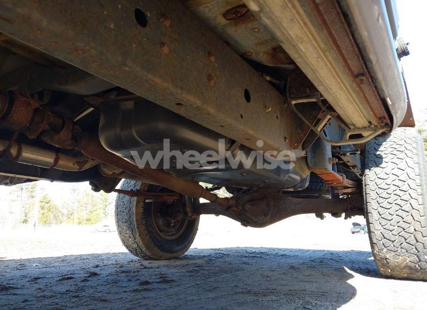 Photo 15 of 2000 Toyota Tundra SR5 V8 (VIN 5TBBT4412YS020908)