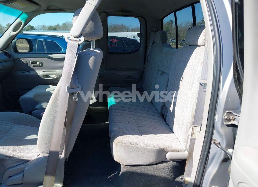 Photo 8 of 2000 Toyota Tundra SR5 V8 (VIN 5TBBT4412YS020908)