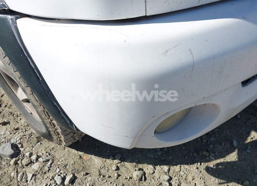 Photo 12 of 2003 Toyota Tundra SR5 V8 (VIN 5TBBT44133S360948)