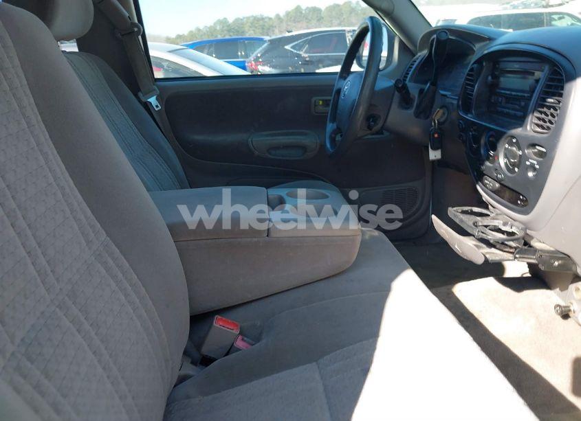 Photo 5 of 2003 Toyota Tundra SR5 V8 (VIN 5TBBT44133S360948)