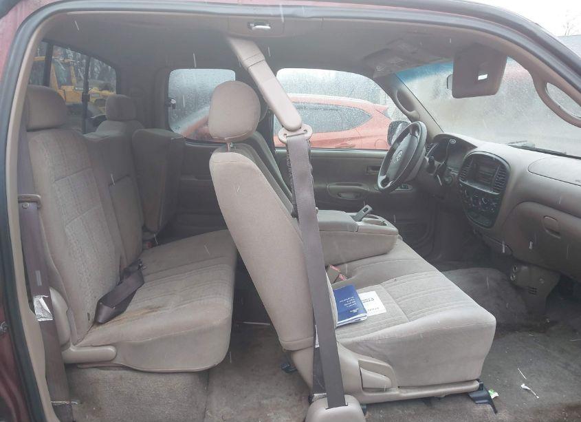 Photo 8 of 2003 Toyota Tundra SR5 V8 (VIN 5TBBT44133S361288)