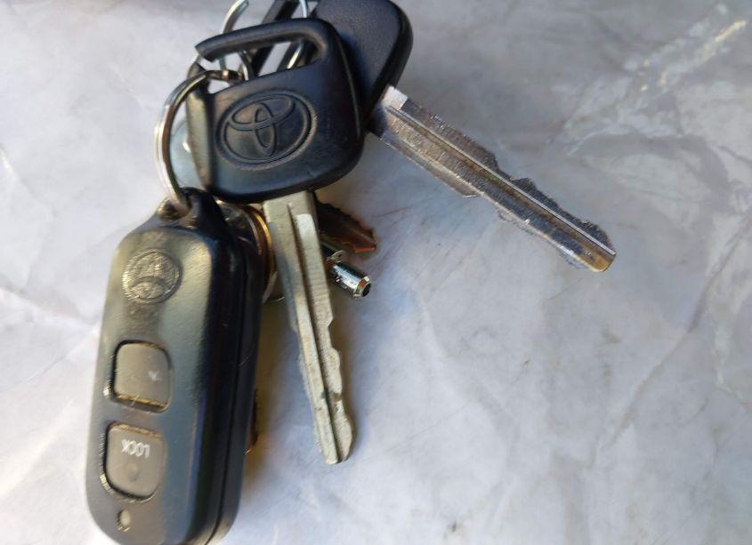 Photo 11 of 2004 Toyota Tundra SR5 V8 (VIN 5TBBT44134S440056)