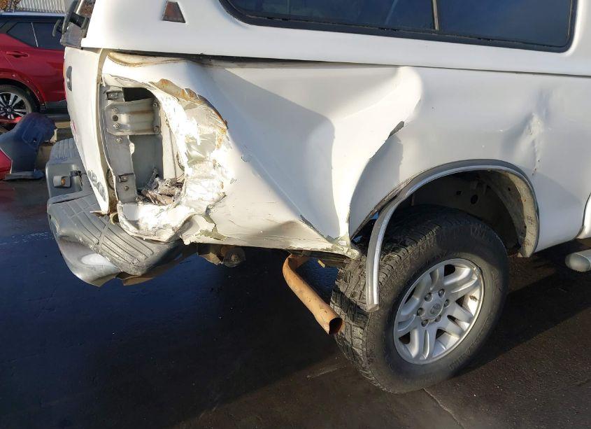 Photo 6 of 2004 Toyota Tundra SR5 V8 (VIN 5TBBT44134S440056)