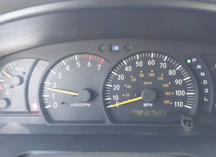 Photo 7 of 2004 Toyota Tundra SR5 V8 (VIN 5TBBT44134S440056)