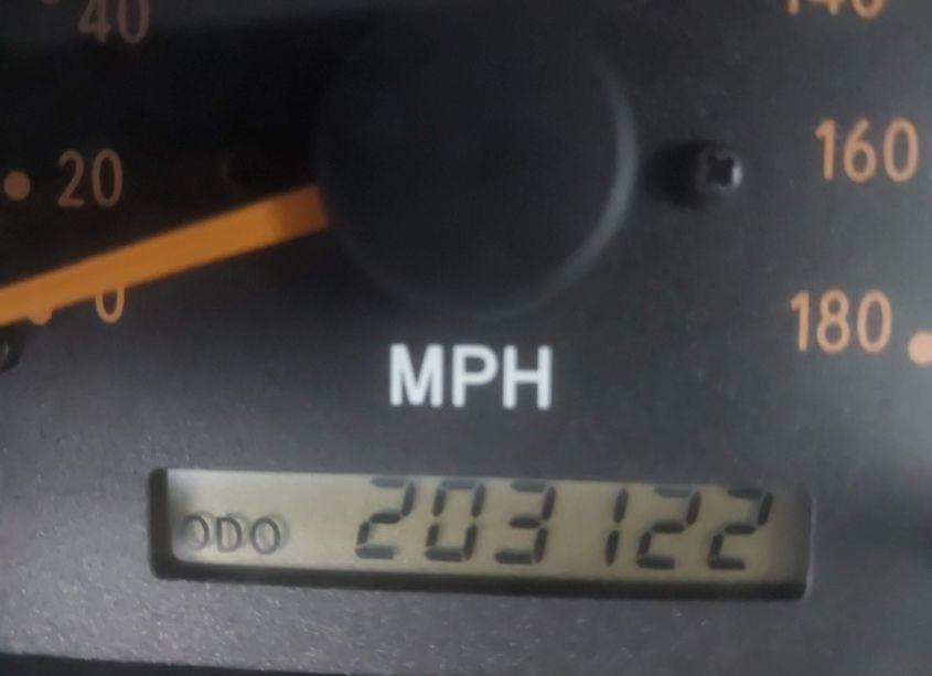 Photo 15 of 2004 Toyota Tundra SR5 V8 (VIN 5TBBT44134S450862)