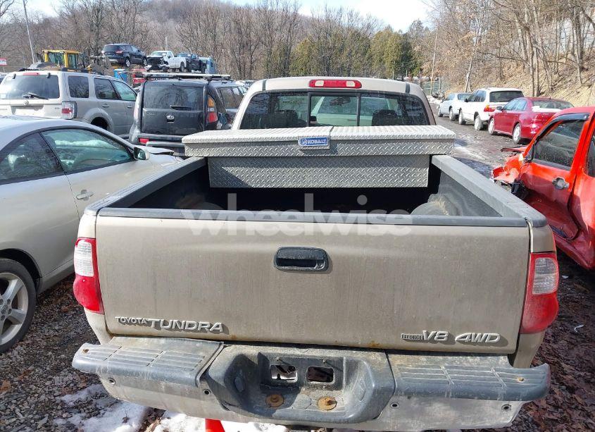 Photo 17 of 2006 Toyota Tundra SR5 V8 (VIN 5TBBT44136S481399)