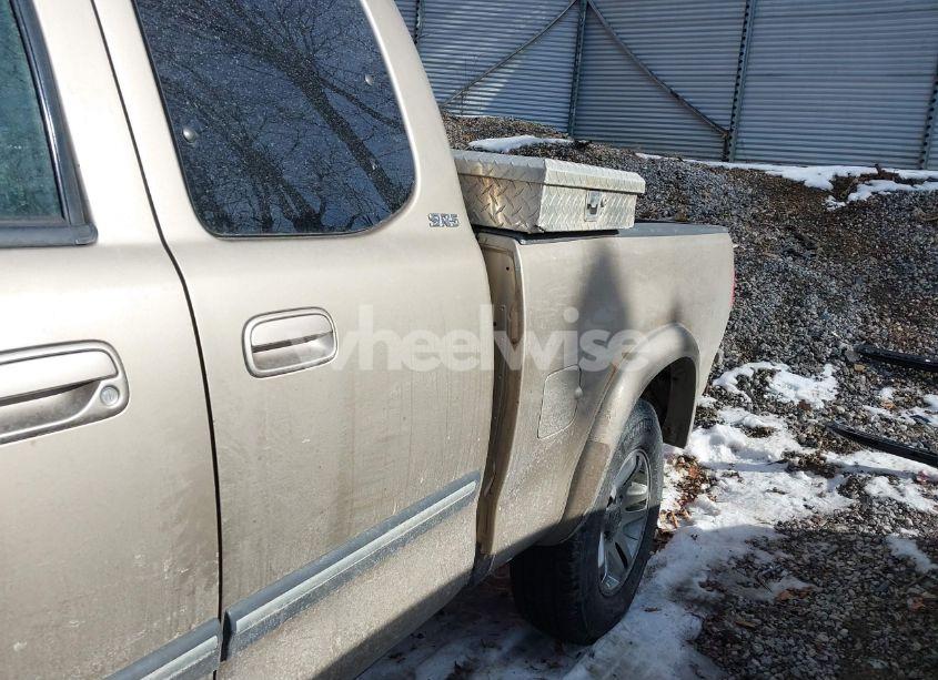 Photo 20 of 2006 Toyota Tundra SR5 V8 (VIN 5TBBT44136S481399)