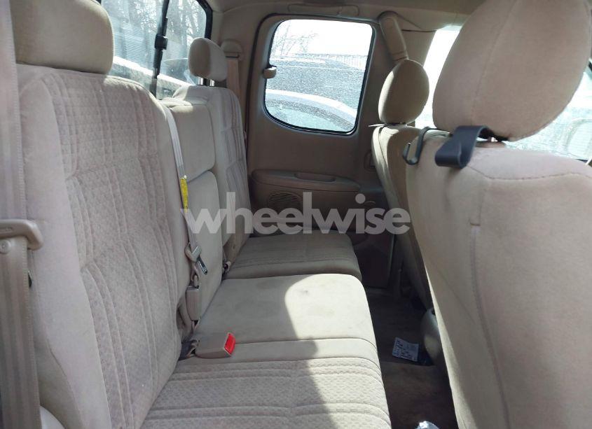 Photo 8 of 2006 Toyota Tundra SR5 V8 (VIN 5TBBT44136S481399)