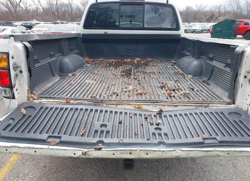 Photo 13 of 2002 Toyota Tundra ACCESS CAB/ACCESS CAB SR5 (VIN 5TBBT44142S222821)