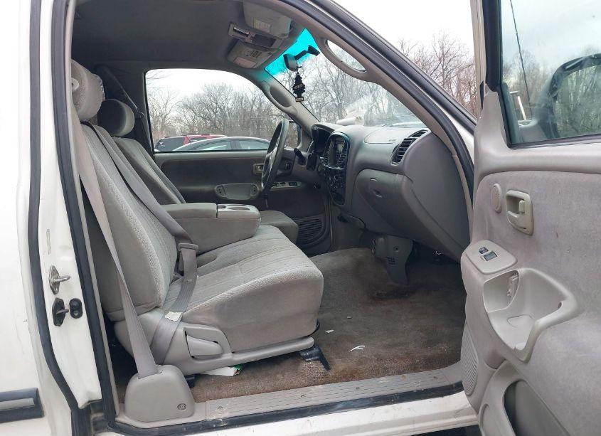 Photo 5 of 2002 Toyota Tundra ACCESS CAB/ACCESS CAB SR5 (VIN 5TBBT44142S222821)