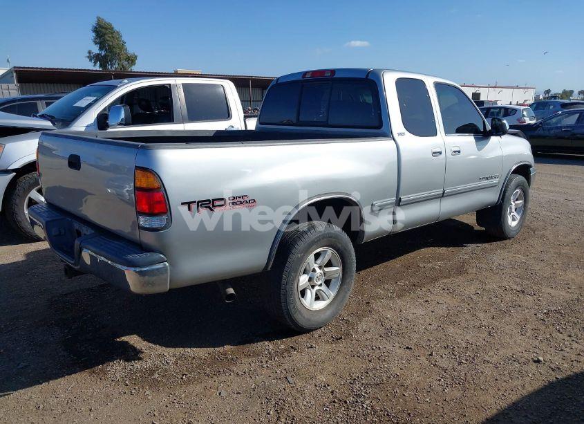Photo 4 of 2002 Toyota Tundra SR5 V8 (VIN 5TBBT44142S264812)