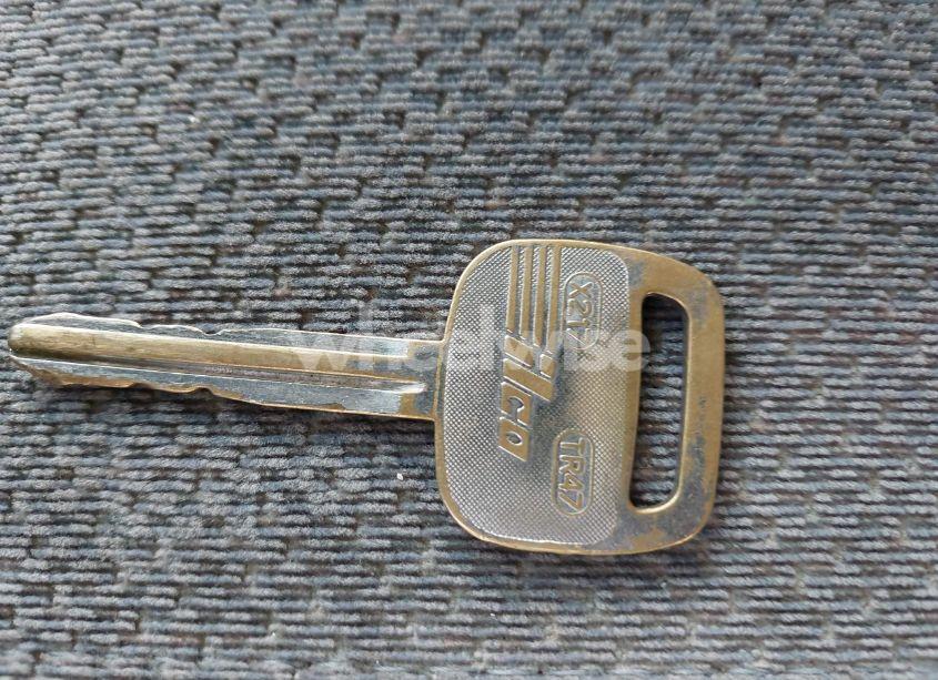 Photo 11 of 2002 Toyota Tundra SR5 V8 (VIN 5TBBT44142S290861)