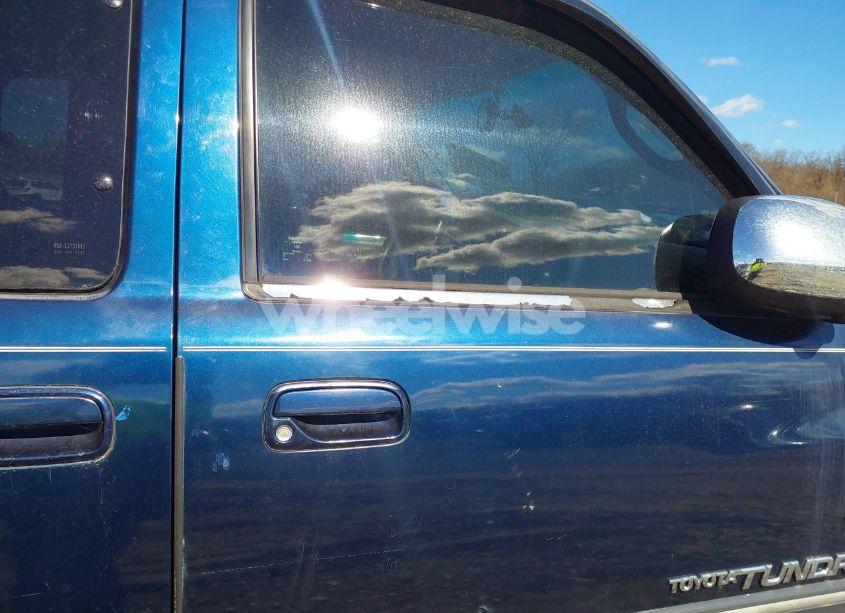 Photo 14 of 2003 Toyota Tundra SR5 V8 (VIN 5TBBT44143S388838)