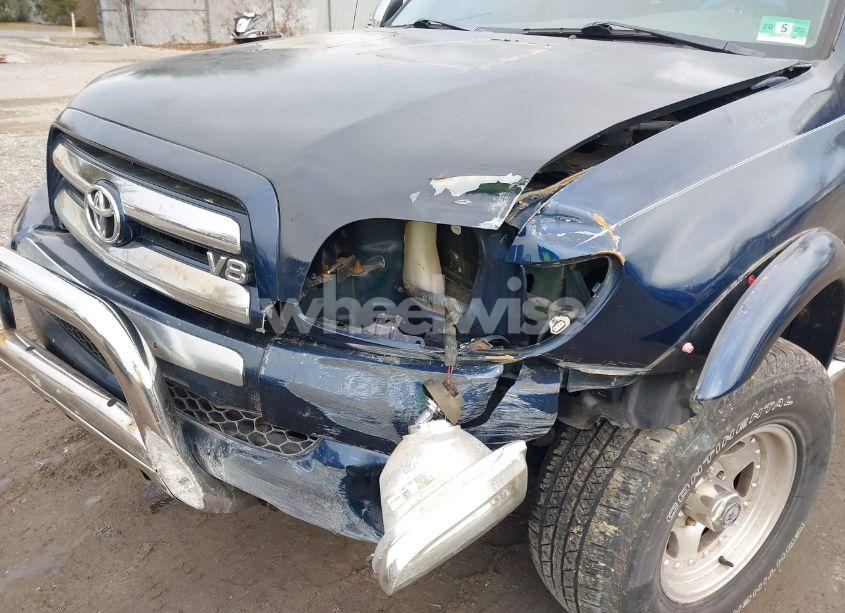 Photo 6 of 2003 Toyota Tundra SR5 V8 (VIN 5TBBT44143S388838)