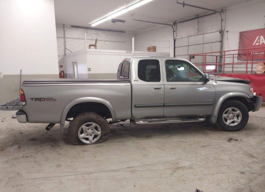 Photo 14 of 2003 Toyota Tundra SR5 V8 (VIN 5TBBT44143S437794)