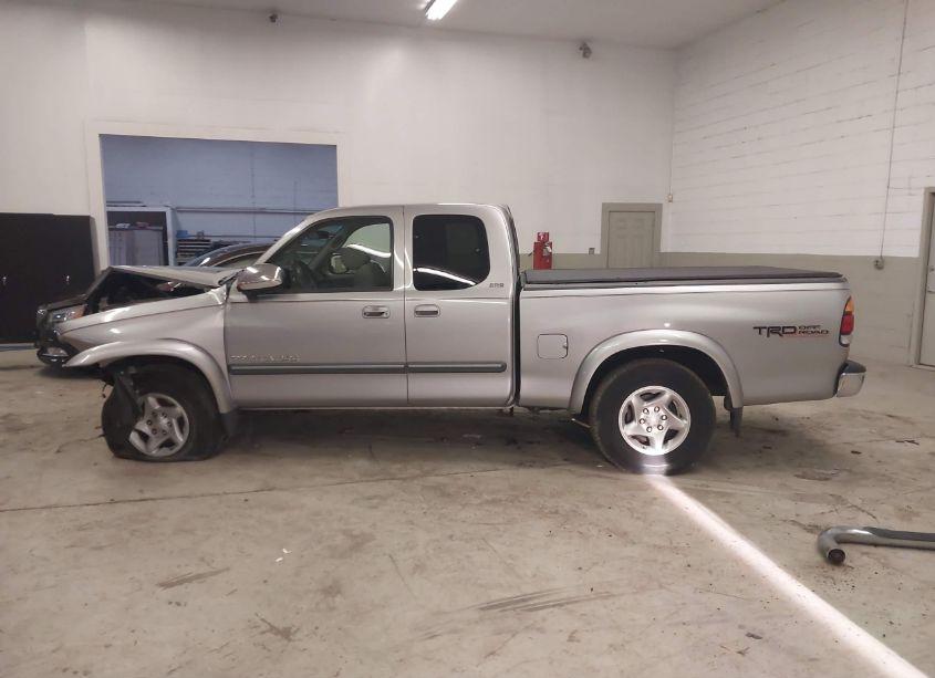 Photo 15 of 2003 Toyota Tundra SR5 V8 (VIN 5TBBT44143S437794)