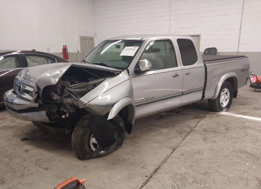 Photo 2 of 2003 Toyota Tundra SR5 V8 (VIN 5TBBT44143S437794)