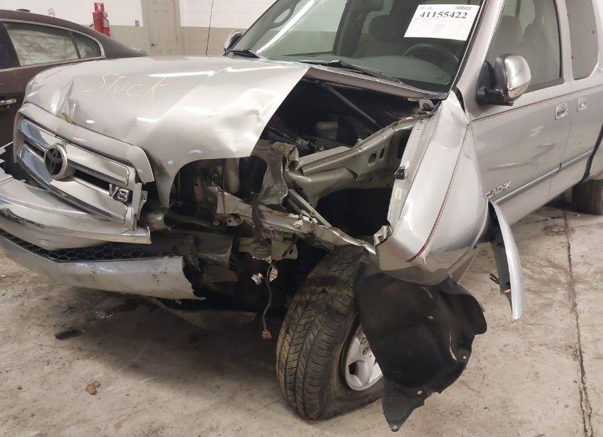 Photo 6 of 2003 Toyota Tundra SR5 V8 (VIN 5TBBT44143S437794)