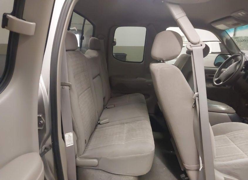 Photo 8 of 2003 Toyota Tundra SR5 V8 (VIN 5TBBT44143S437794)