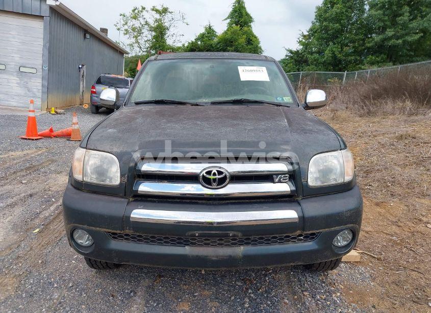 Photo 12 of 2005 Toyota Tundra SR5 V8 (VIN 5TBBT44145S470488)