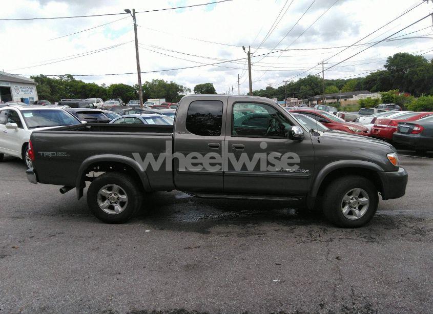 Photo 13 of 2006 Toyota Tundra SR5 V8 (VIN 5TBBT44146S481489)