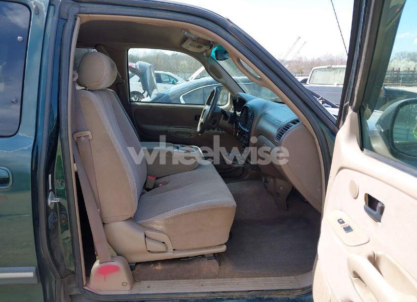 Photo 5 of 2000 Toyota Tundra SR5 V8 (VIN 5TBBT4414YS029366)