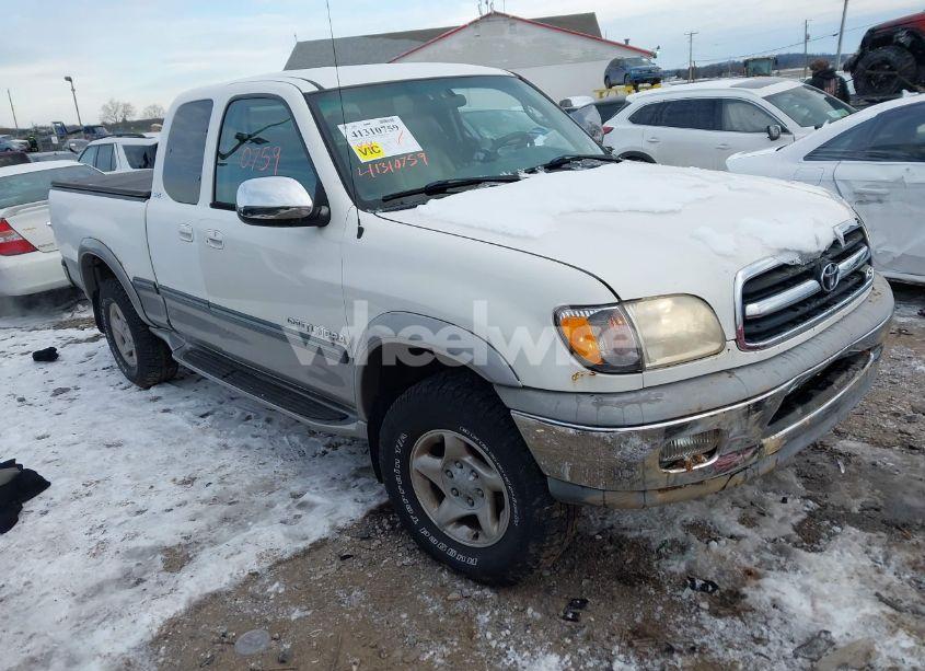 2001 Toyota Tundra (VIN 5TBBT44151S172736) main photo