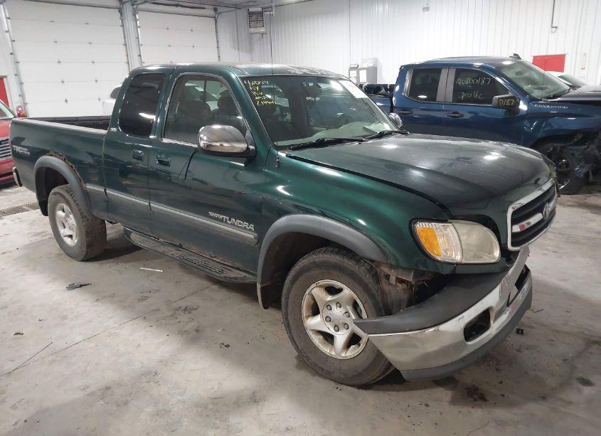 2002 Toyota Tundra SR5 V8 (VIN 5TBBT44152S247906) main photo