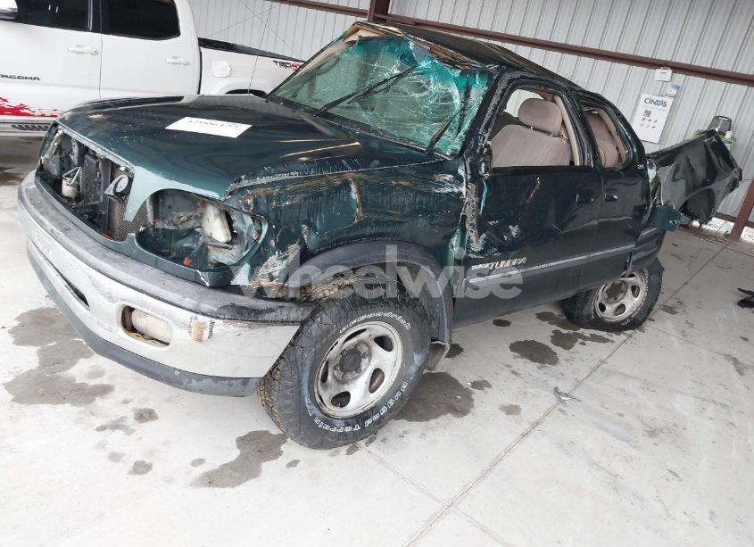 Photo 2 of 2002 Toyota Tundra SR5 V8 (VIN 5TBBT44152S299794)