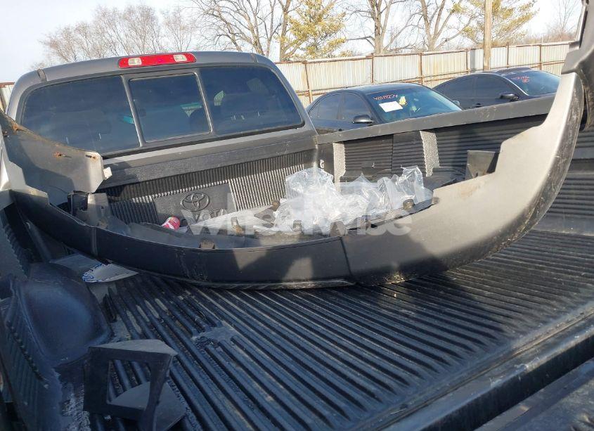 Photo 12 of 2003 Toyota Tundra SR5 V8 (VIN 5TBBT44153S393708)