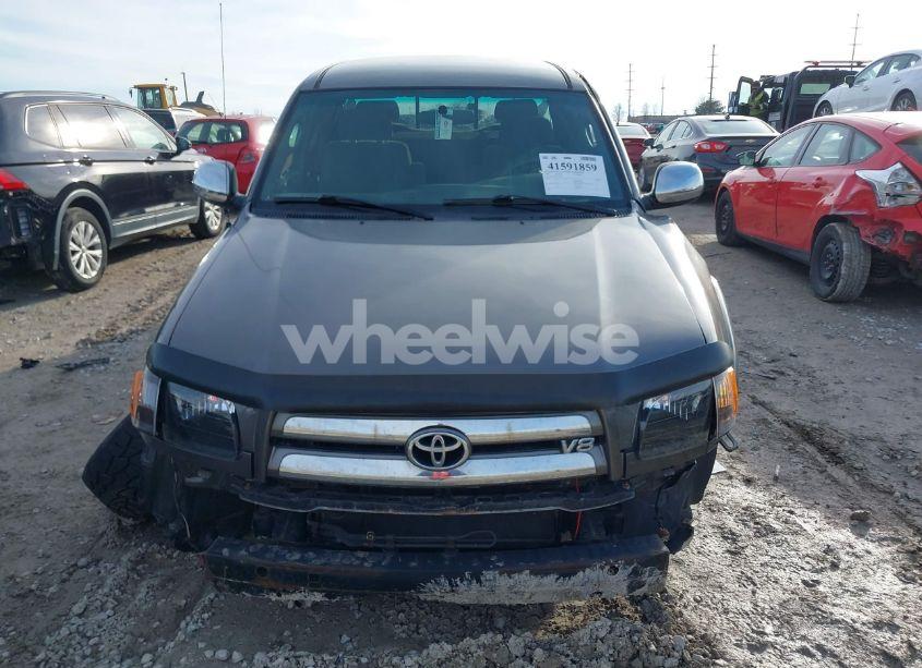 Photo 13 of 2003 Toyota Tundra SR5 V8 (VIN 5TBBT44153S393708)