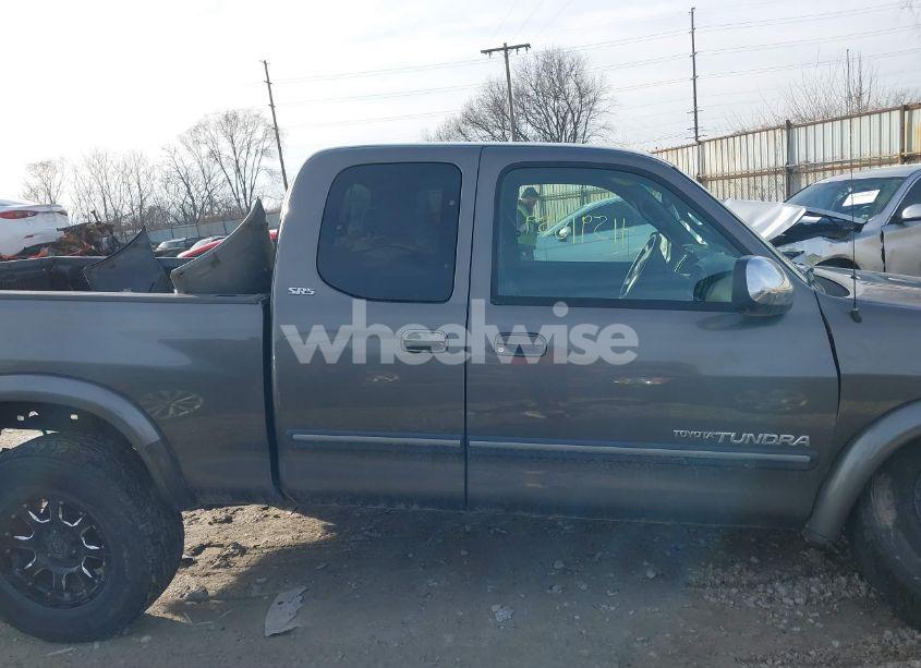 Photo 14 of 2003 Toyota Tundra SR5 V8 (VIN 5TBBT44153S393708)