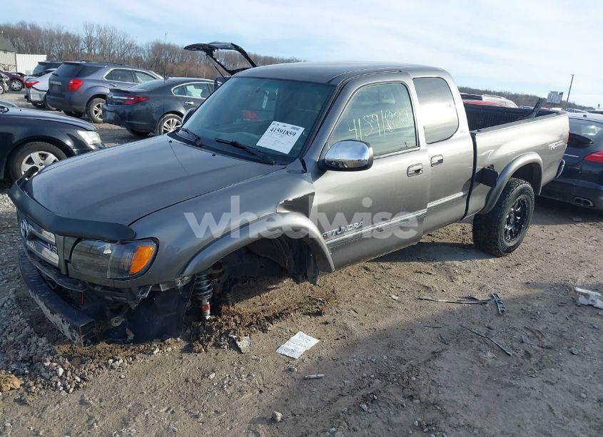 Photo 2 of 2003 Toyota Tundra SR5 V8 (VIN 5TBBT44153S393708)