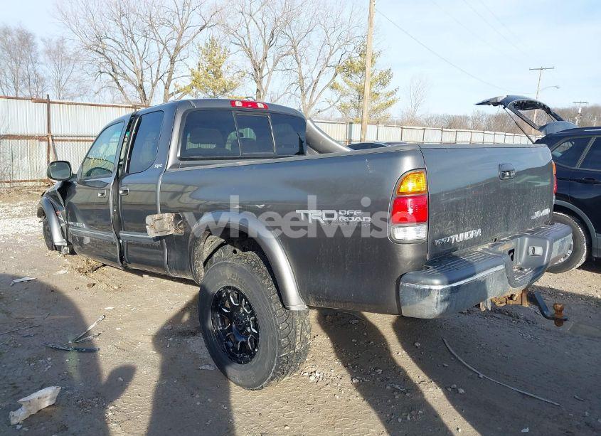 Photo 3 of 2003 Toyota Tundra SR5 V8 (VIN 5TBBT44153S393708)