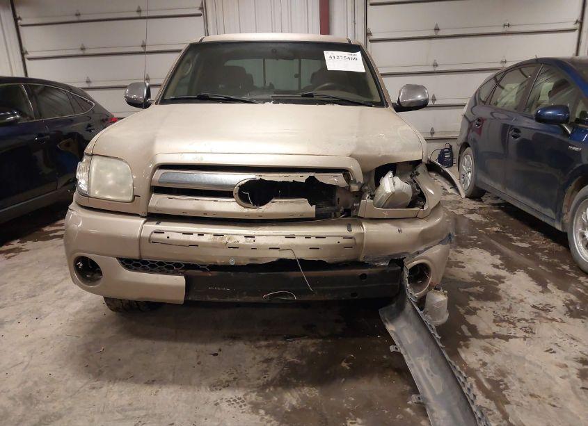 Photo 6 of 2003 Toyota Tundra SR5 V8 (VIN 5TBBT44153S424472)