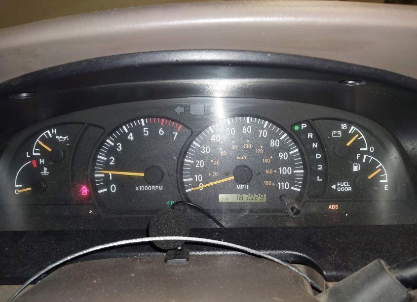 Photo 7 of 2003 Toyota Tundra SR5 V8 (VIN 5TBBT44153S424472)