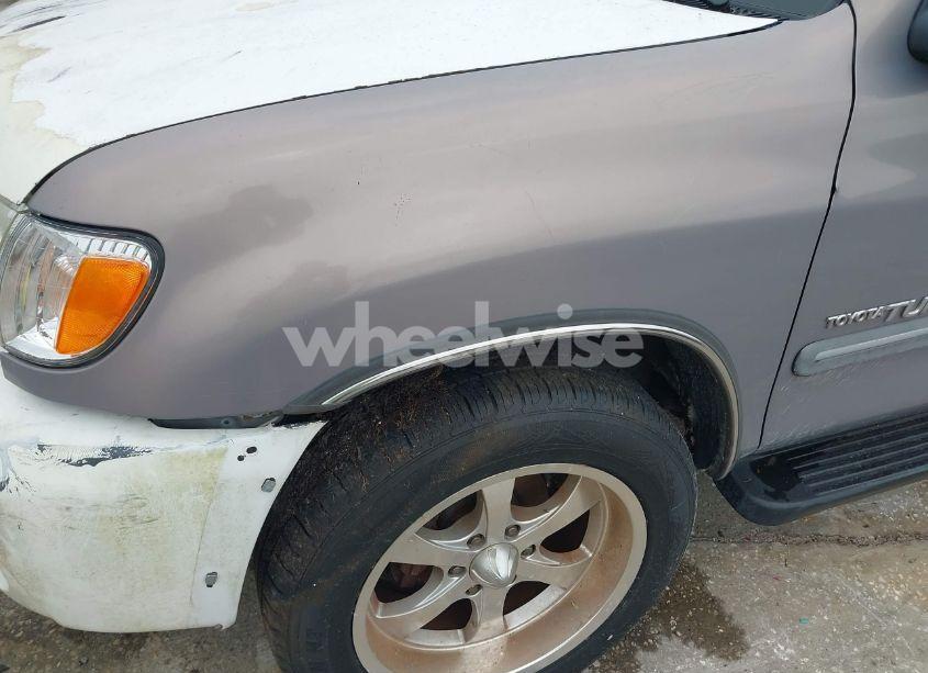 Photo 19 of 2004 Toyota Tundra SR5 V8 (VIN 5TBBT44154S439877)